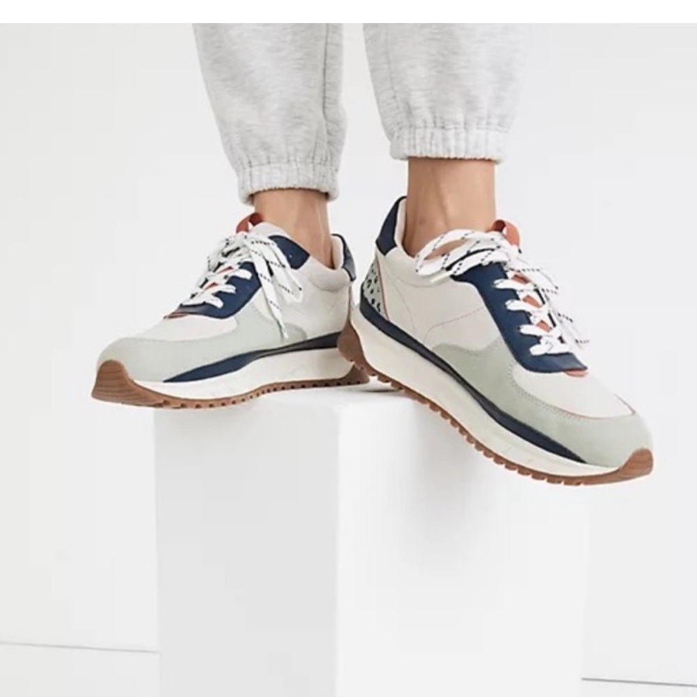 Madewell‎ Kickoff Trainer Sneakers. Size M